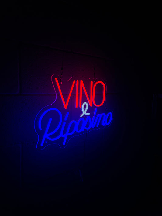 VINO & RIPOSINO