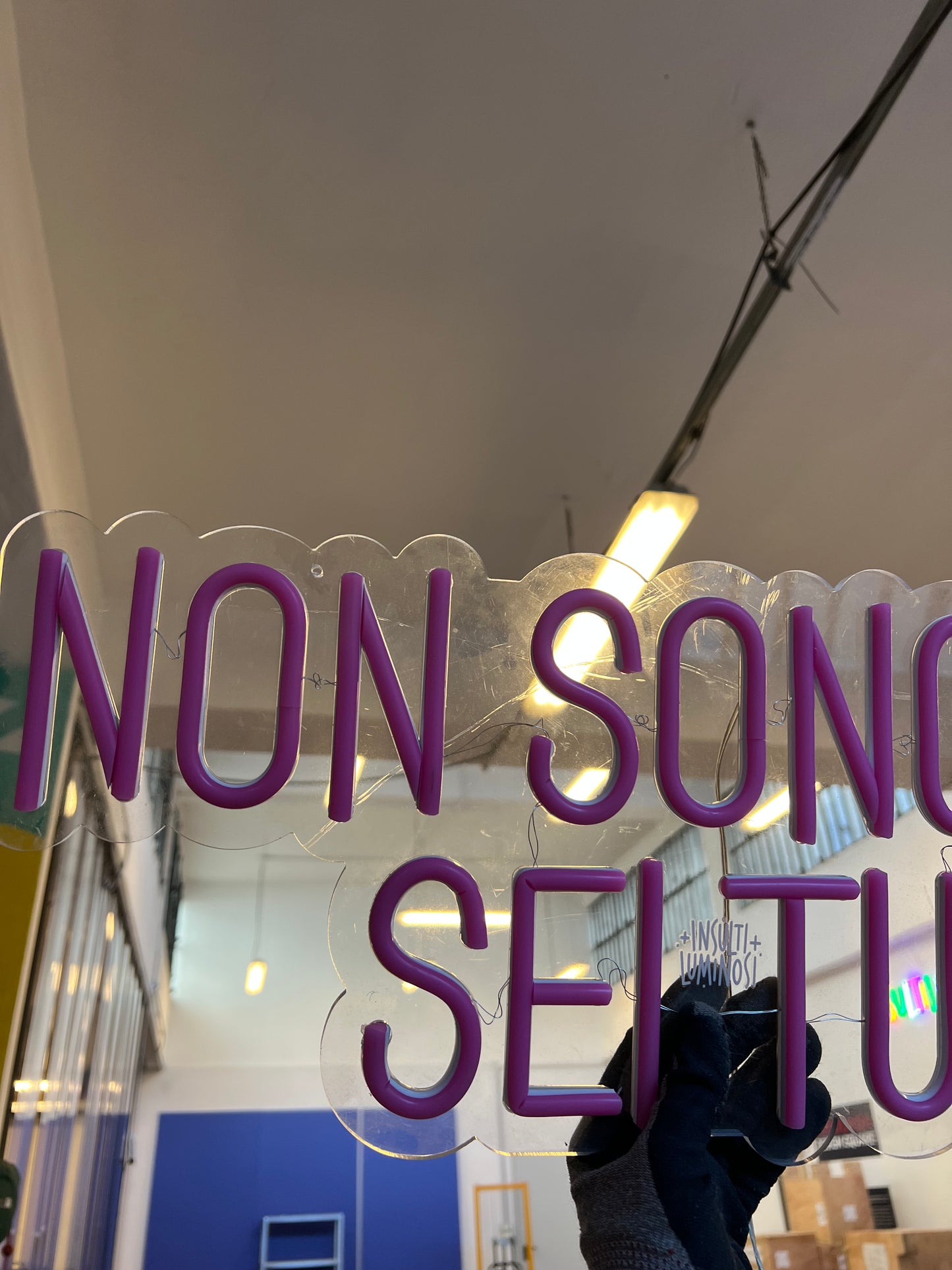 NON SONO IO SEI TU (vecchia + graffiata)