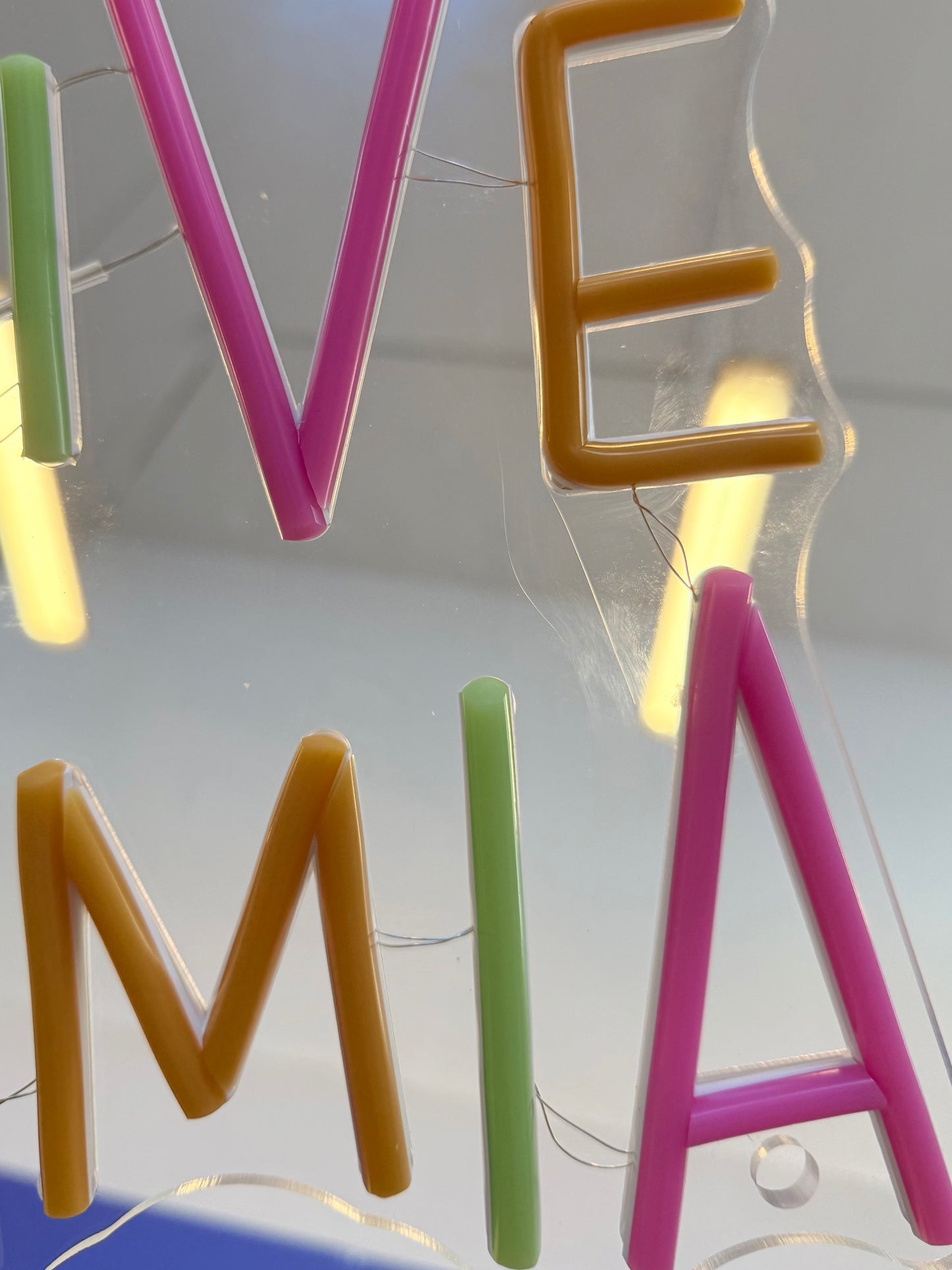 BE HAPPY BE POSITIVE BESTEMMIA (graffiata + led bruciato)