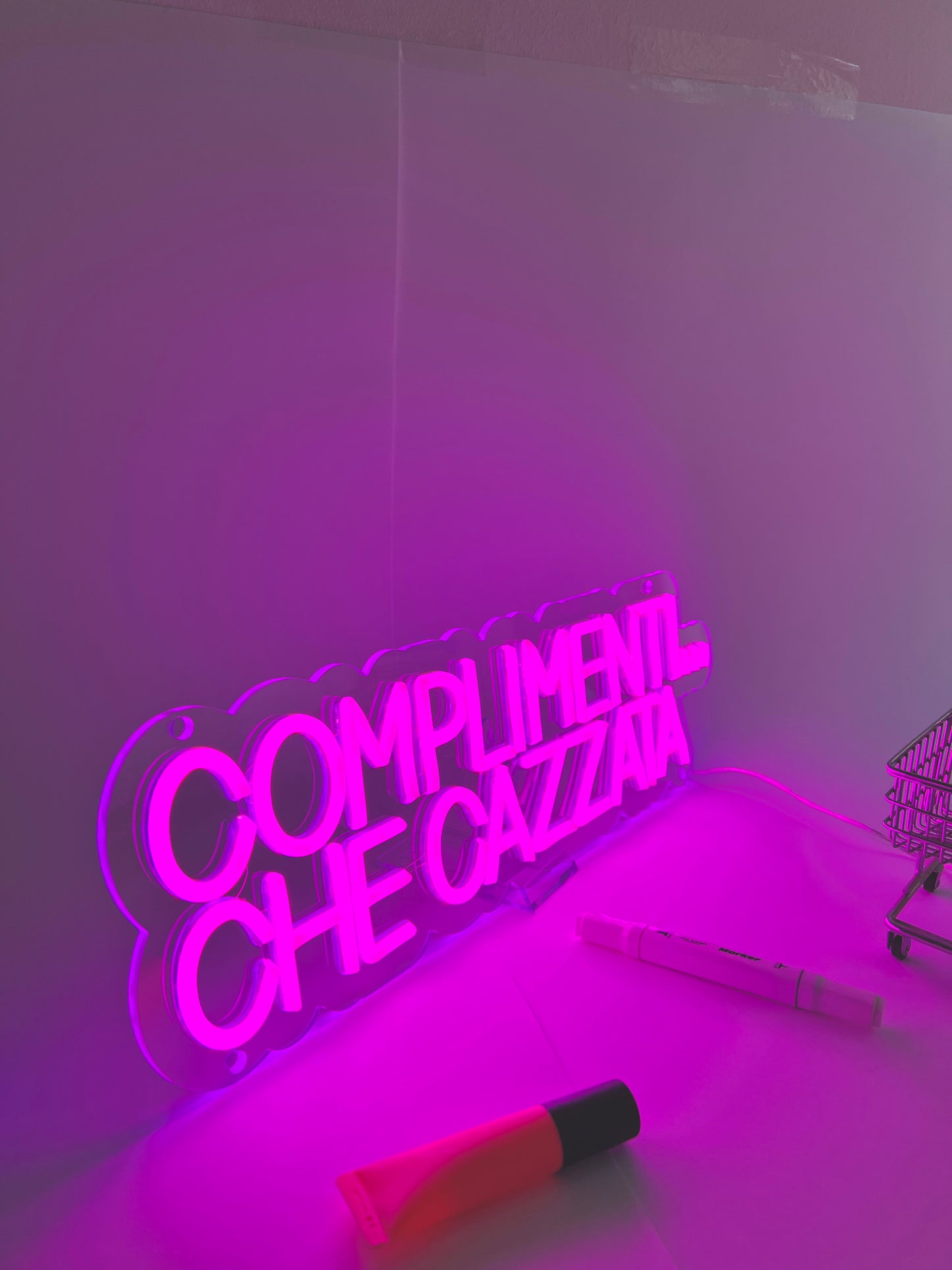 COMPLIMENTI… CHE CAZZATA