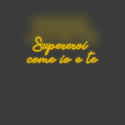 La tua scrittina Supereroi 
c...