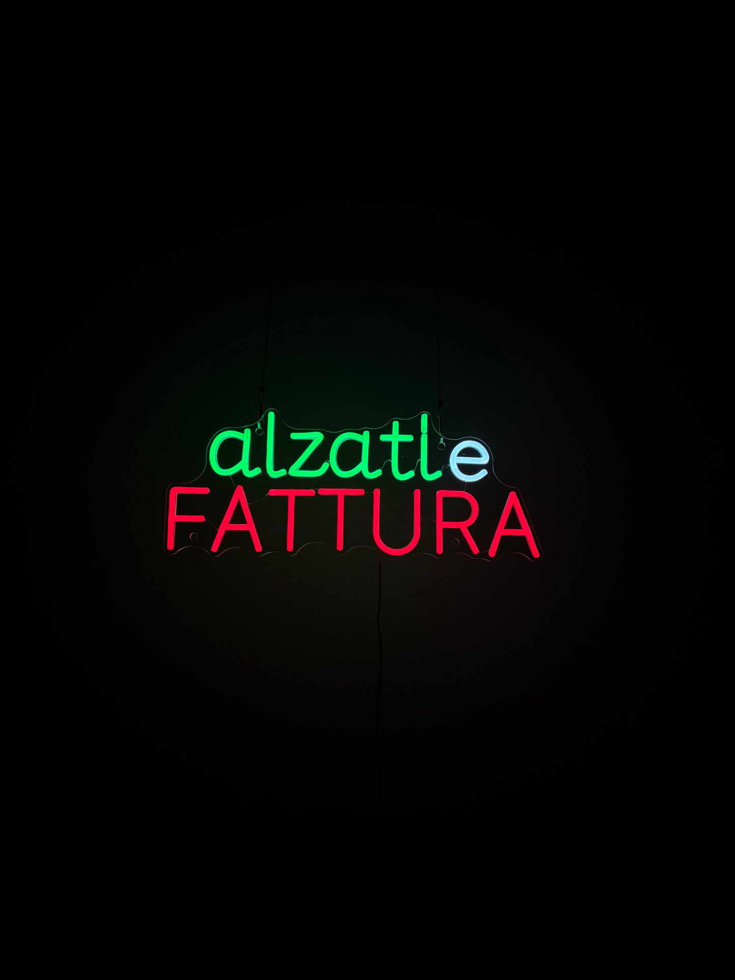 ALZATI E FATTURA (con graffi)