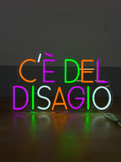 C'È DEL DISAGIO (graffiata)