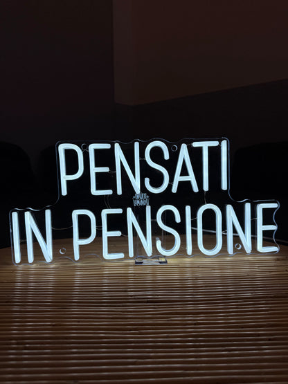 PENSATI IN PENSIONE (graffiata)