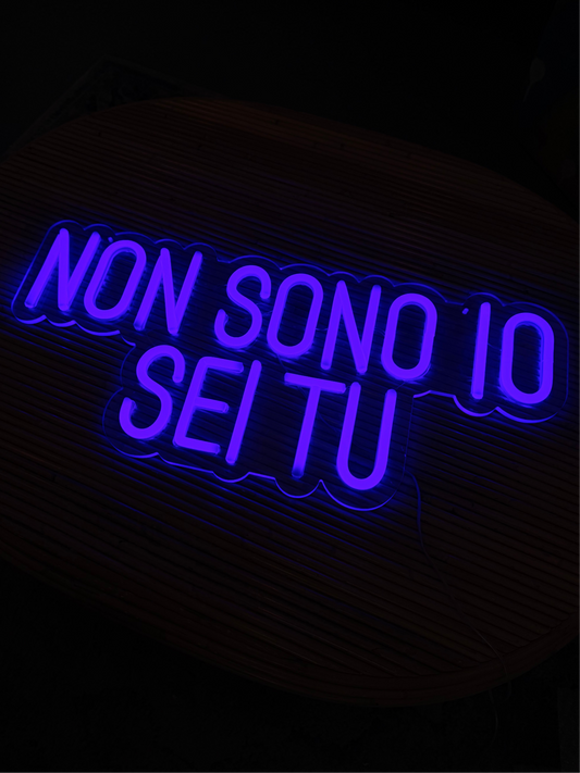 NON SONO IO SEI TU (graffiata)