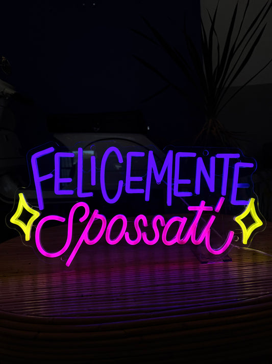 FELICEMENTE SPOSSATI (graffiata + led bruciato)