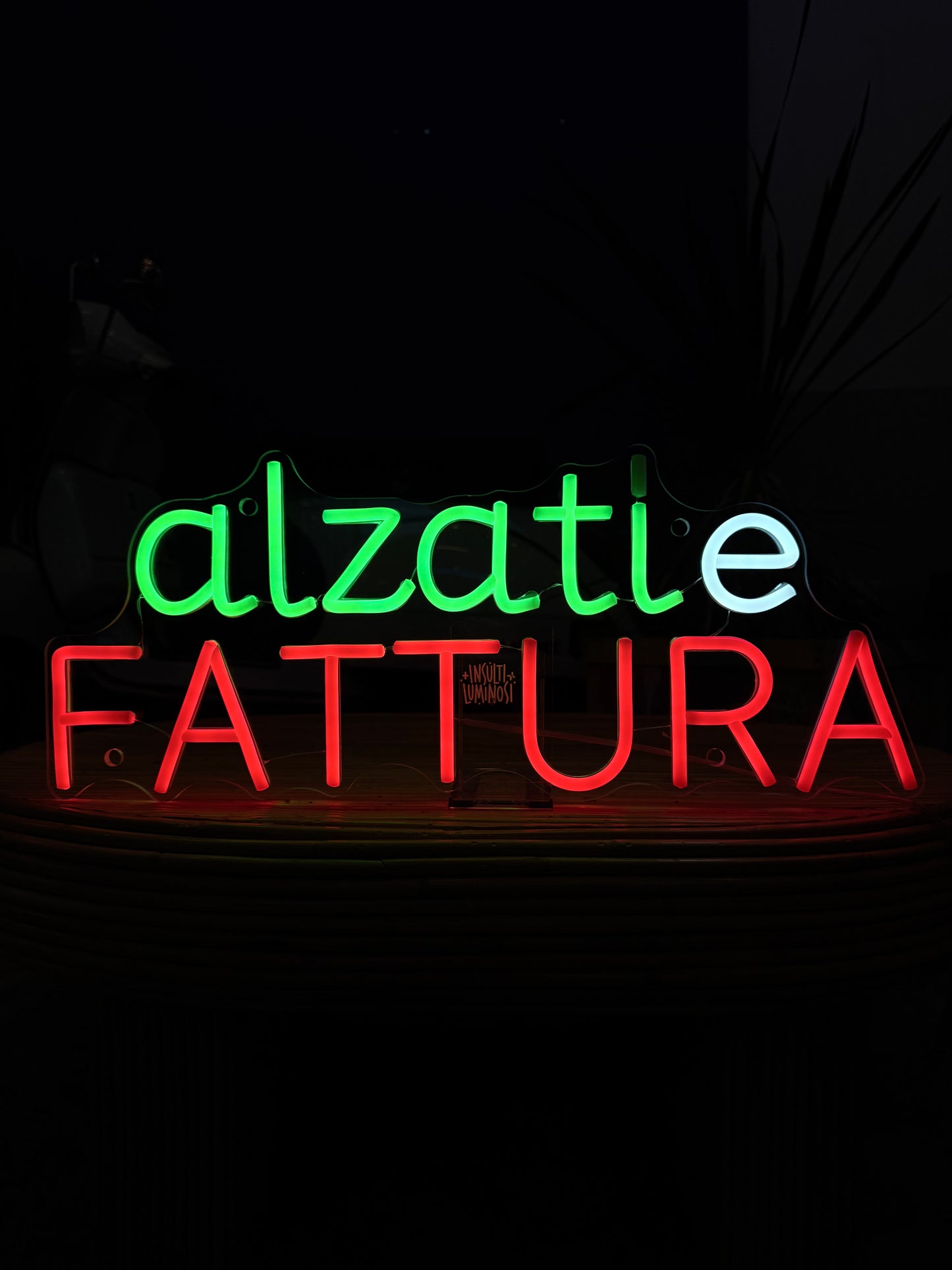 ALZATI E FATTURA (led bruciato)