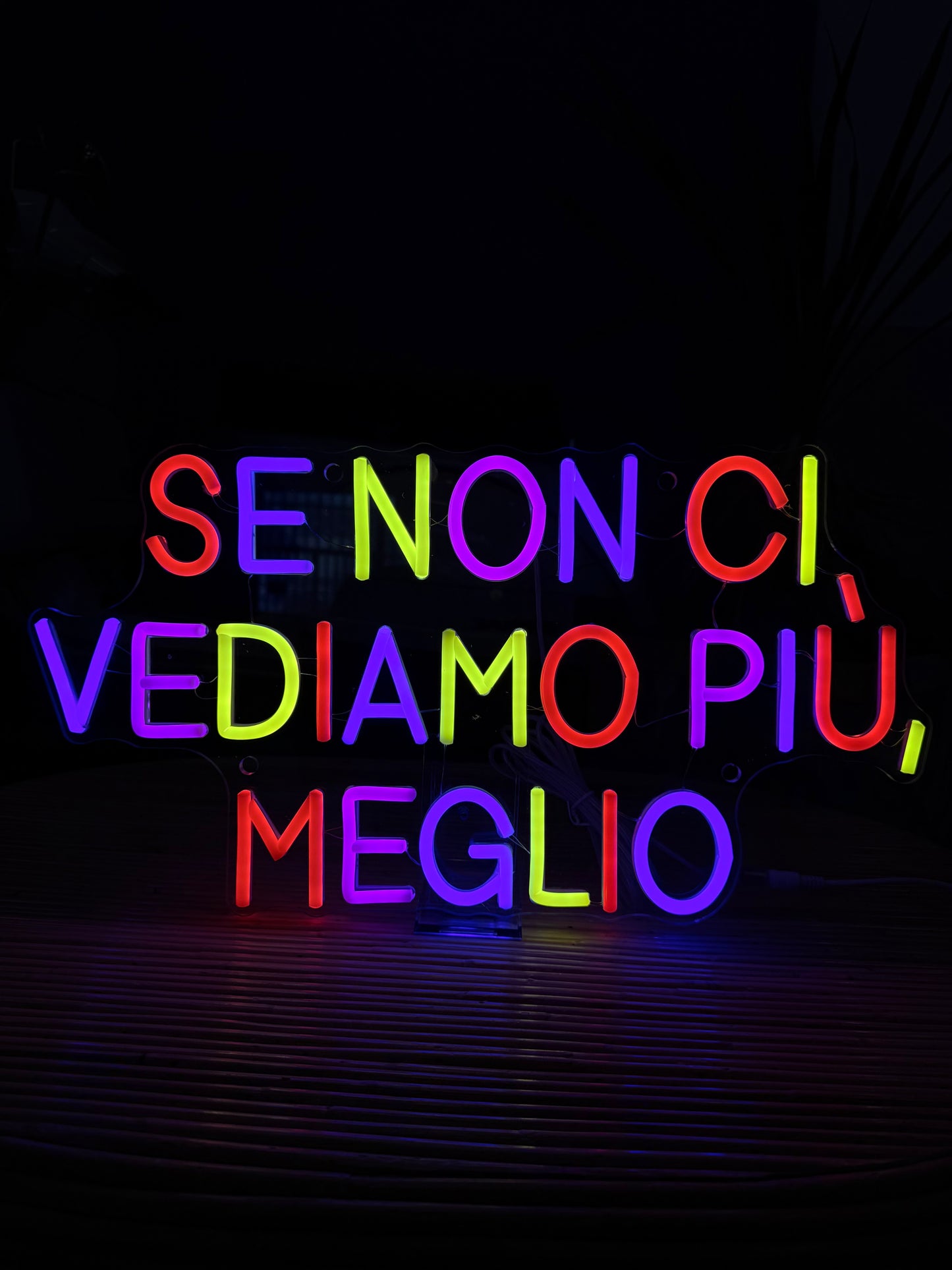 SE NON CI VEDIAMO PIÙ, MEGLIO (graffiata)