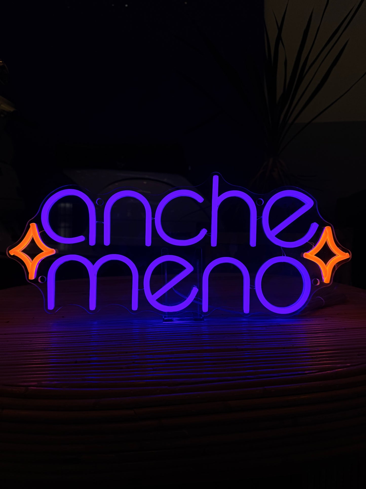 ANCHE MENO (graffiata)