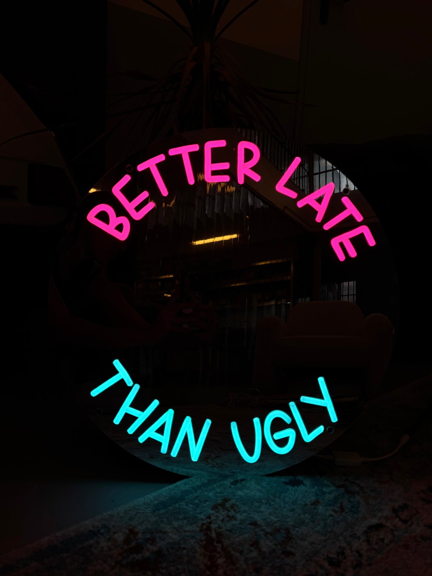 Specchio BETTER LATE THAN UGLY (ammaccato)
