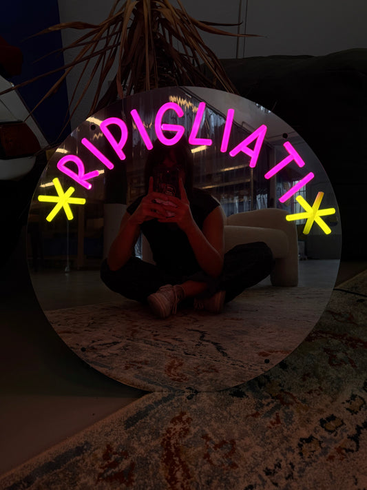Specchio RIPIGLIATI (led bruciato)