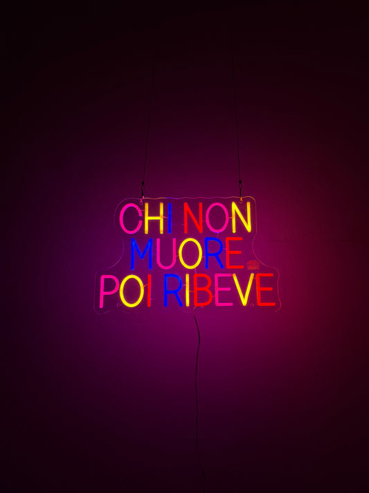 CHI NON MUORE POI RIBEVE (con graffi)