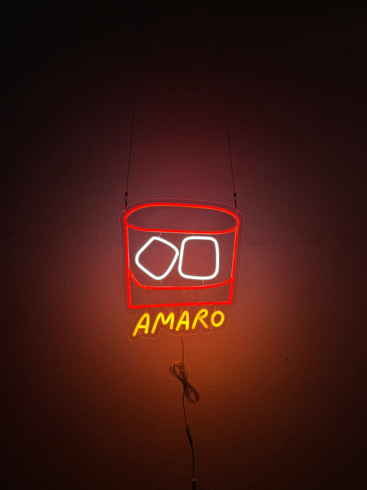 AMARO (con graffi)