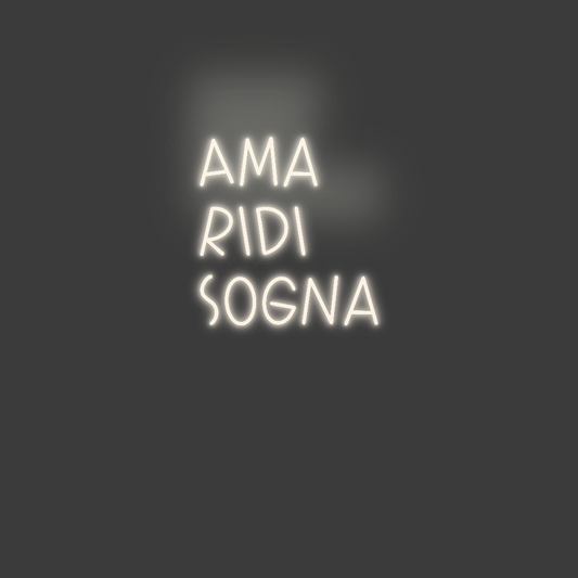 La tua scrittina Ama
Ridi
So...